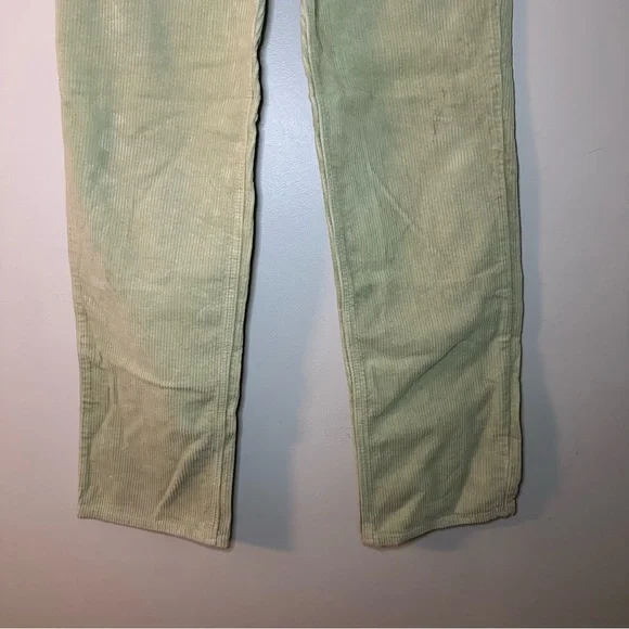 PacSun Green Corduroy Pants Size 28 - Picture 3 of 9